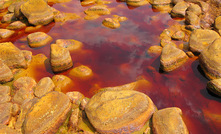 The team’s research focus has recently diversified to address acid rock drainage 