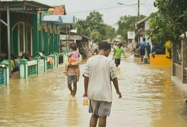 Flood warnings that don't break the banks