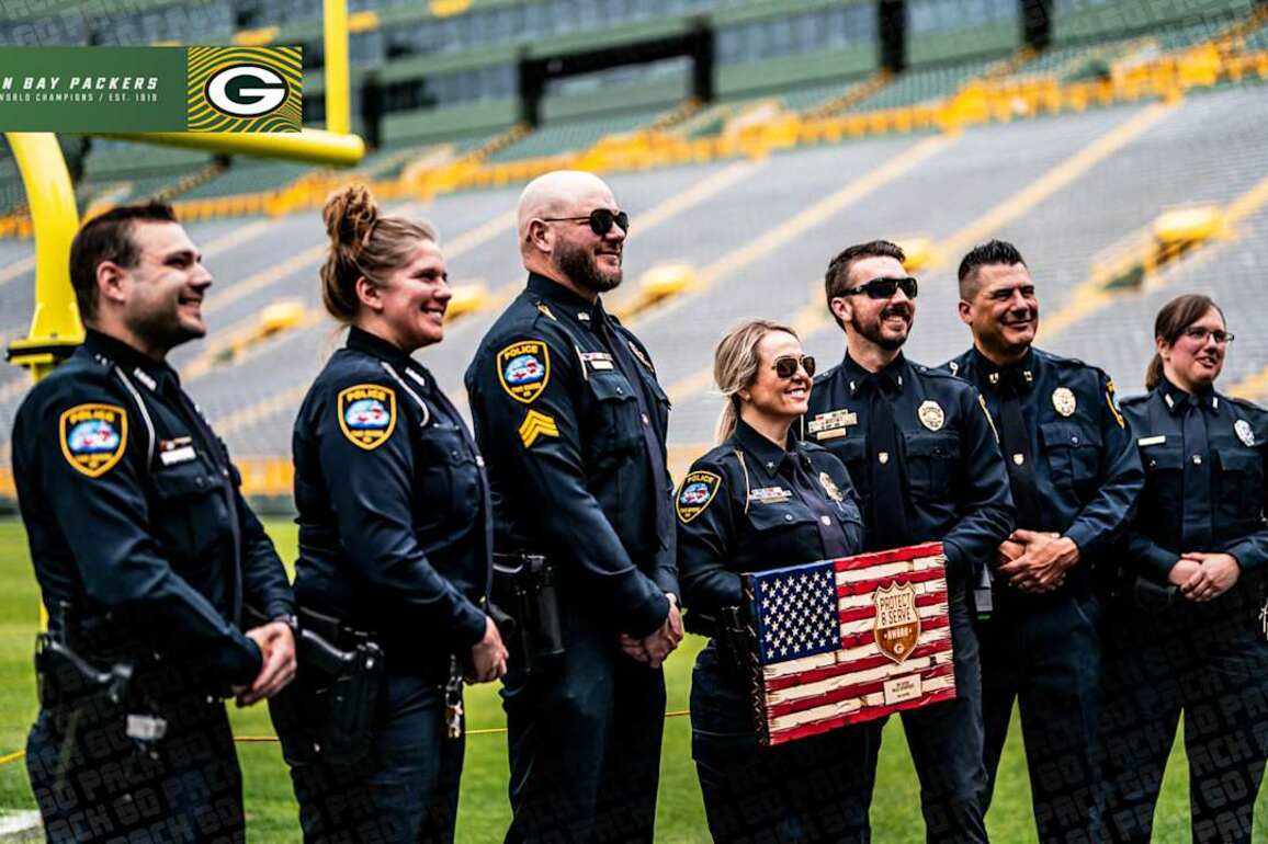 Packers honor recipients of Protect &amp; Serve Award