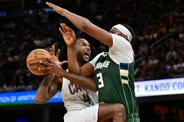 Bucks' Myles Turner faces Pacers for first time since exit