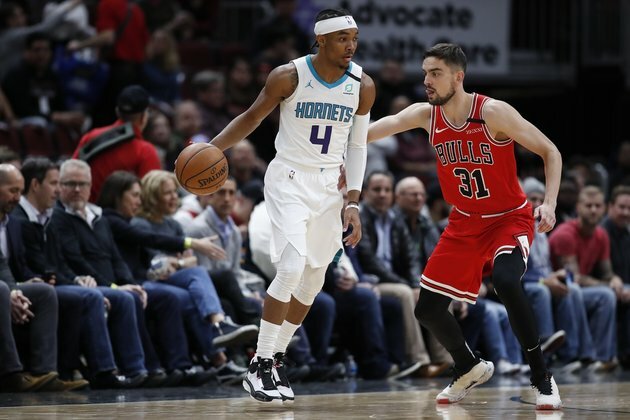 Hornets win 3rd straight, beat Bulls