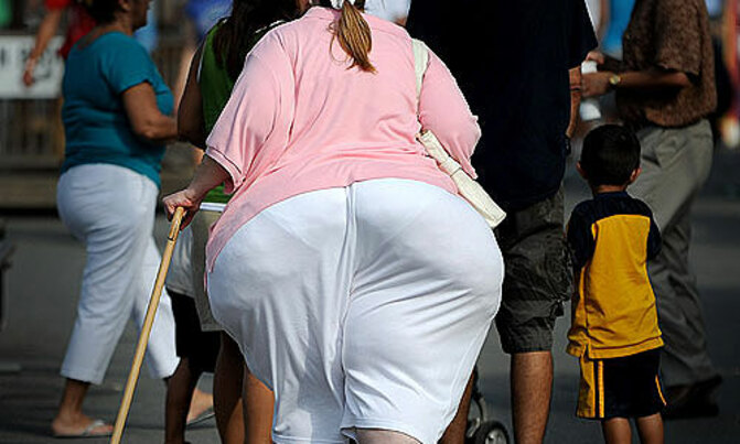 Overweight linked to 500,000 cancer cases per year Overweight linked to 500,000 cancer cases per year