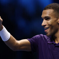 French Open: Auger-Aliassime becomes 1st Canadian man to reach all four Slam QFs after cruising past Tabilo