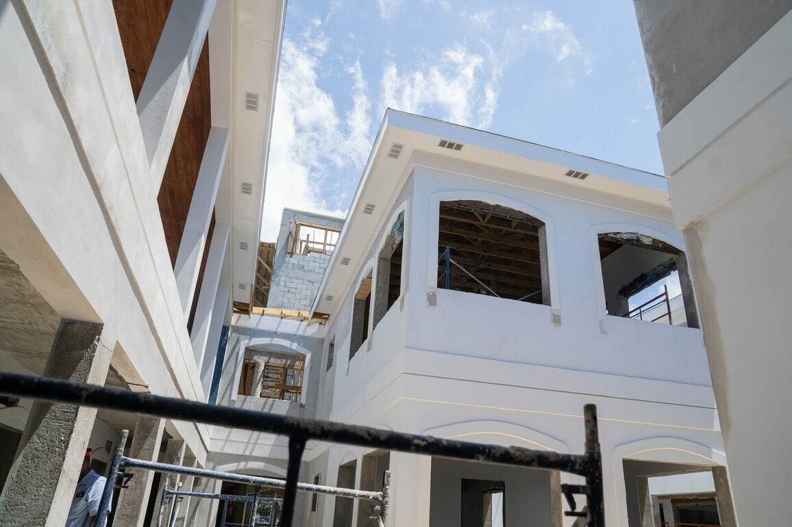 PM DAVIS visits new Bahamas Polytechnic Accreditation and Training Hub (BPATH)under construction