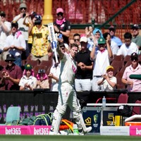 Ashes fifth Test: England fight back after Australia bundle out for 567 at Lunch on Day 4