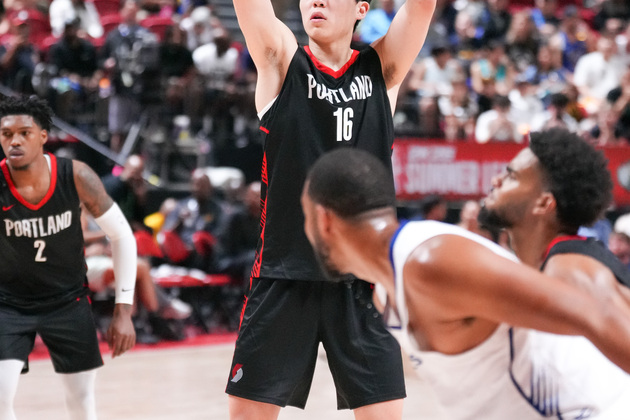 (SP)U.S.-LAS VEGAS-BASKETBALL-NBA SUMMER LEAGUE-TRAIL BLAZERS VS WARRIORS-YANG HANSEN