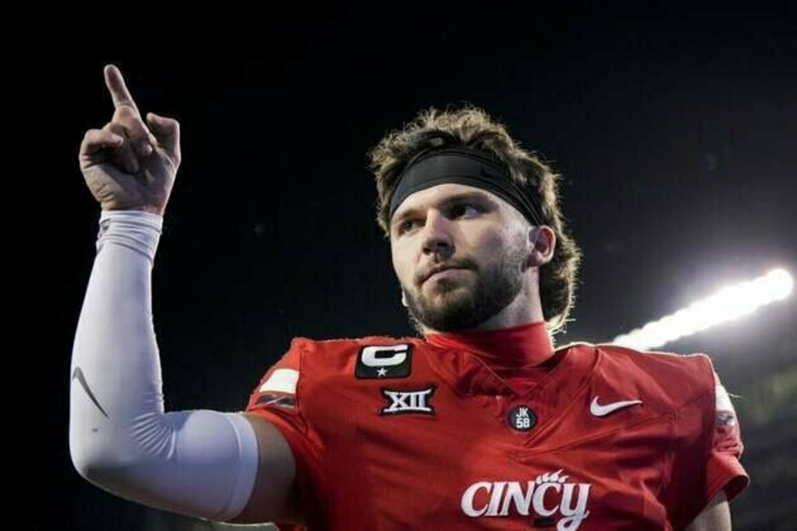 No. 21 Cincinnati extends win streak to 7 with victory over Baylor