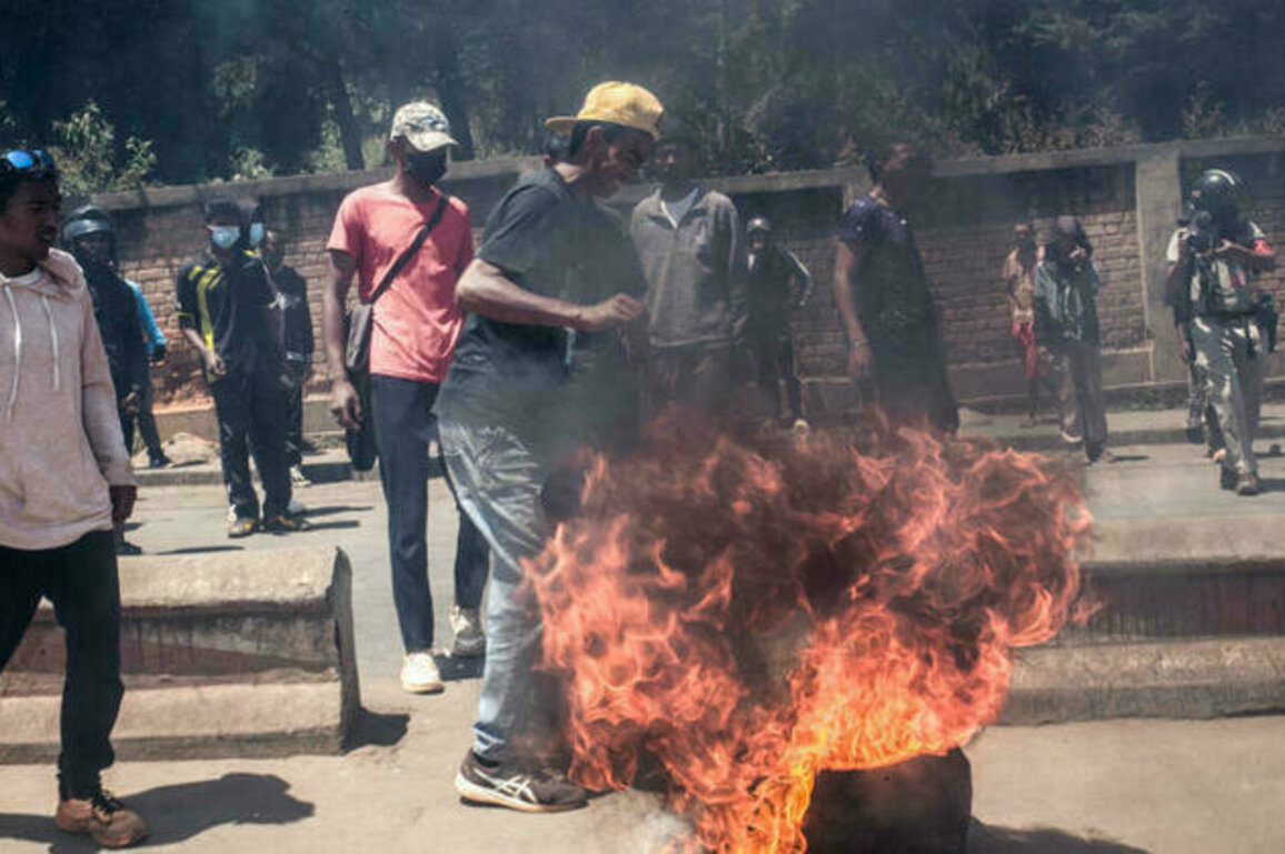 Madagascar president sacks government following deadly protests