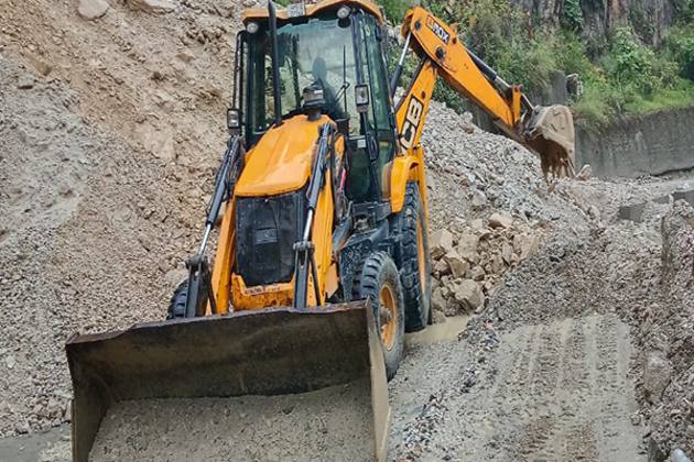 Uttarakhand: Passenger movement halted after Badrinath-Rishikesh highway blocked due to heavy rains