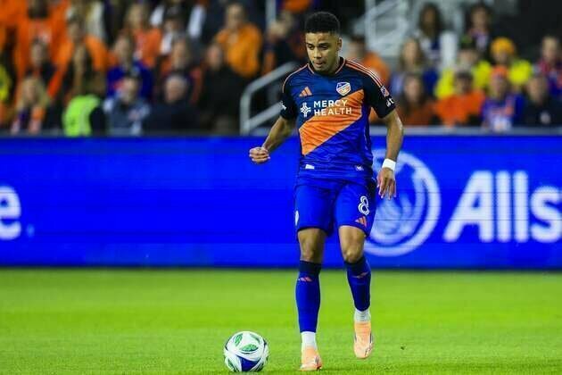 Brenner's 2 goals push FC Cincinnati past Crew in first round