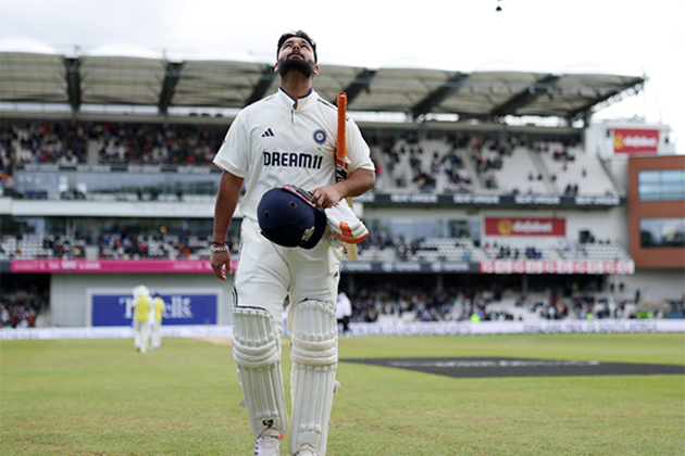 "An element of sharp cricket brain..": Shastri on Pant's counter-attack at Leeds