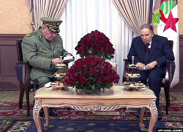  resident bdelaziz outeflika meets with army chief hmed aid alah in lgiers