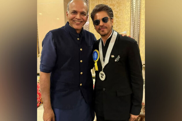 "What a journey we have had...": Shah Rukh Khan's 'Swades' director Ashutosh Gowariker shares a special message