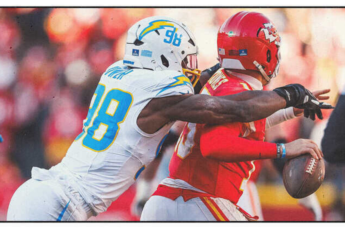 3 Chargers Stats to Know Ahead of Week 16