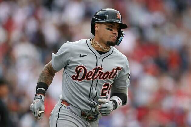 Javier Baez drives in 4, as Tigers defeat Phillies