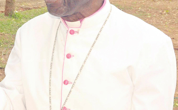 Dr. Nkoyoyo ng’akomyewo okuva e Bungereza okujjanjabibwa. Dr. Nkoyoyo ng’akomyewo okuva e Bungereza okujjanjabibwa.