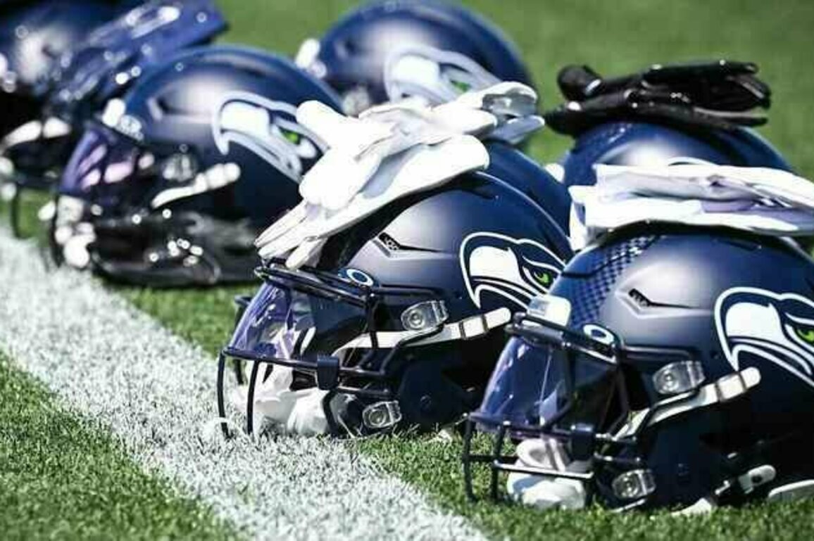 Seahawks Sign Rookie DT Anthony Campbell