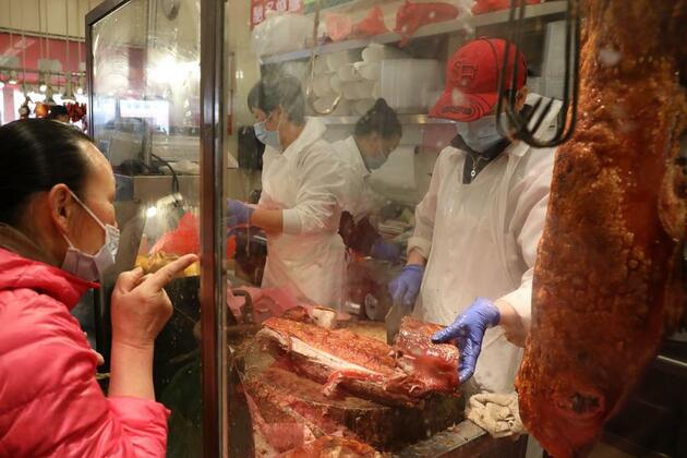 Feature: New York small businesses feel the heat from U.S. tariffs