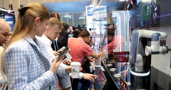 How China's market draws the world -- observations from two world-class fairs