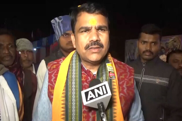 Odisha Education Minister Nityananda Gond hails Mukhyamantri Bus Seva for students