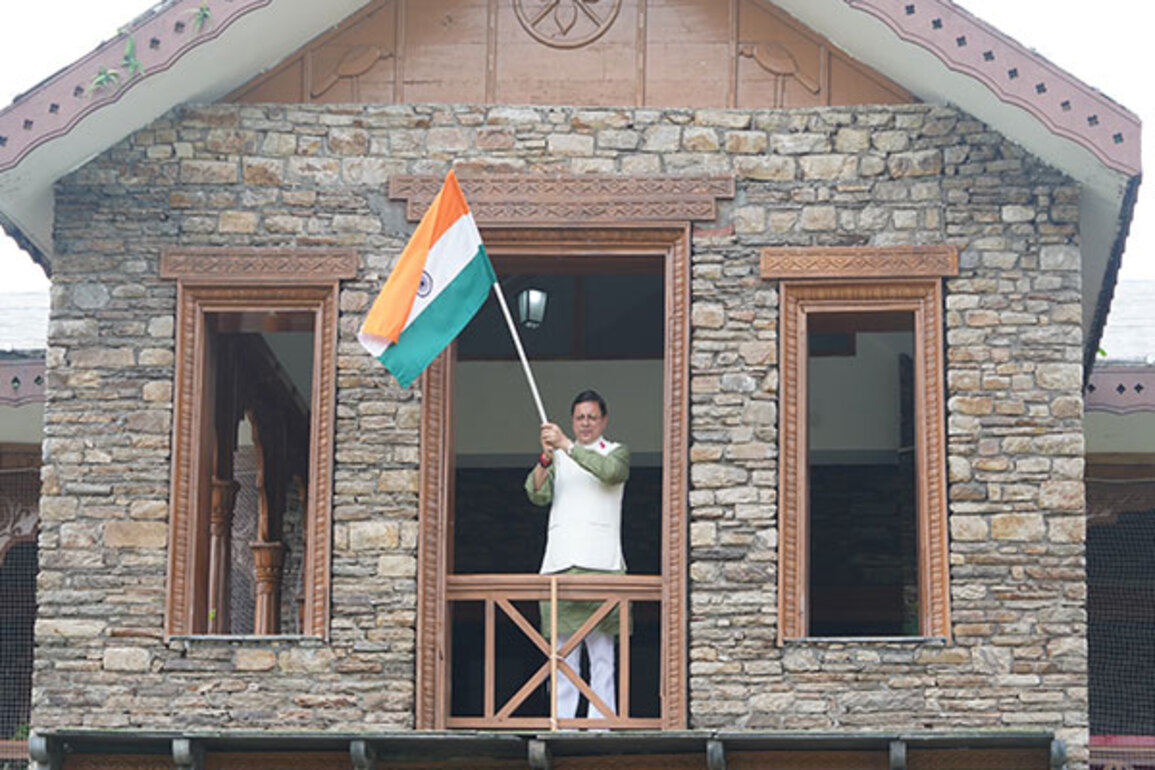Uttarakhand CM hoists tricolour under 'Har Ghar Tiranga' campaign