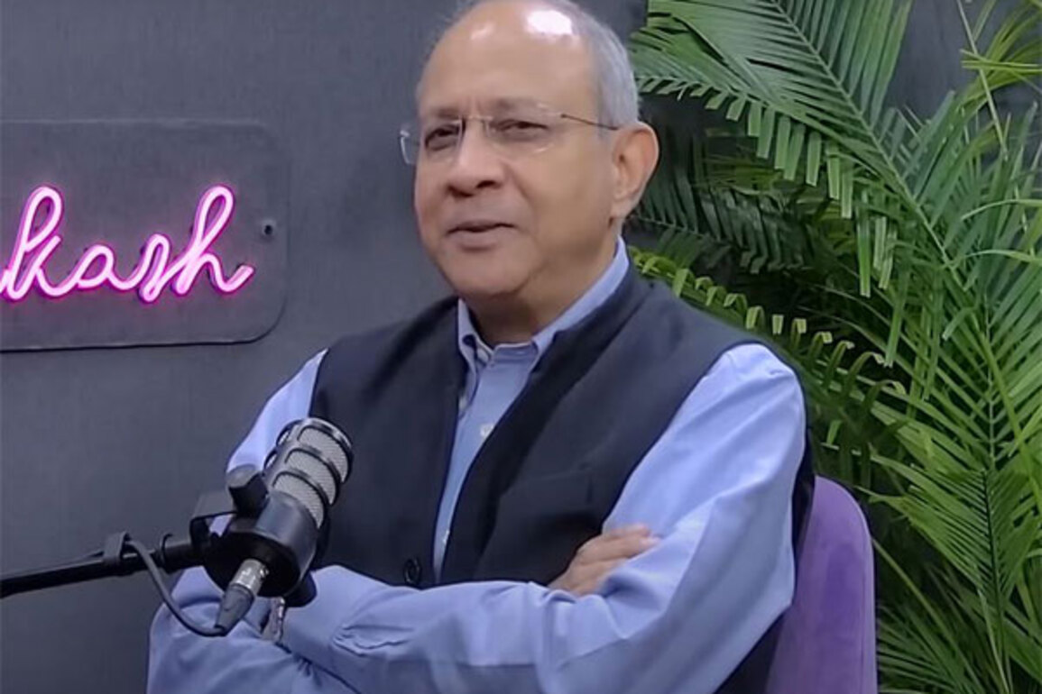 "Be realistic; bravado and rash moves won't help": Former Deputy NSA Saran on India handling Trump's tariffs