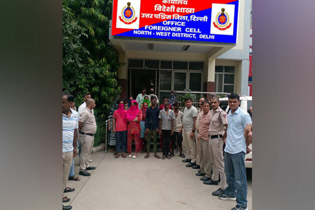 Delhi Police apprehended 18 illegal Bangladeshi nationals in Ashok Vihar