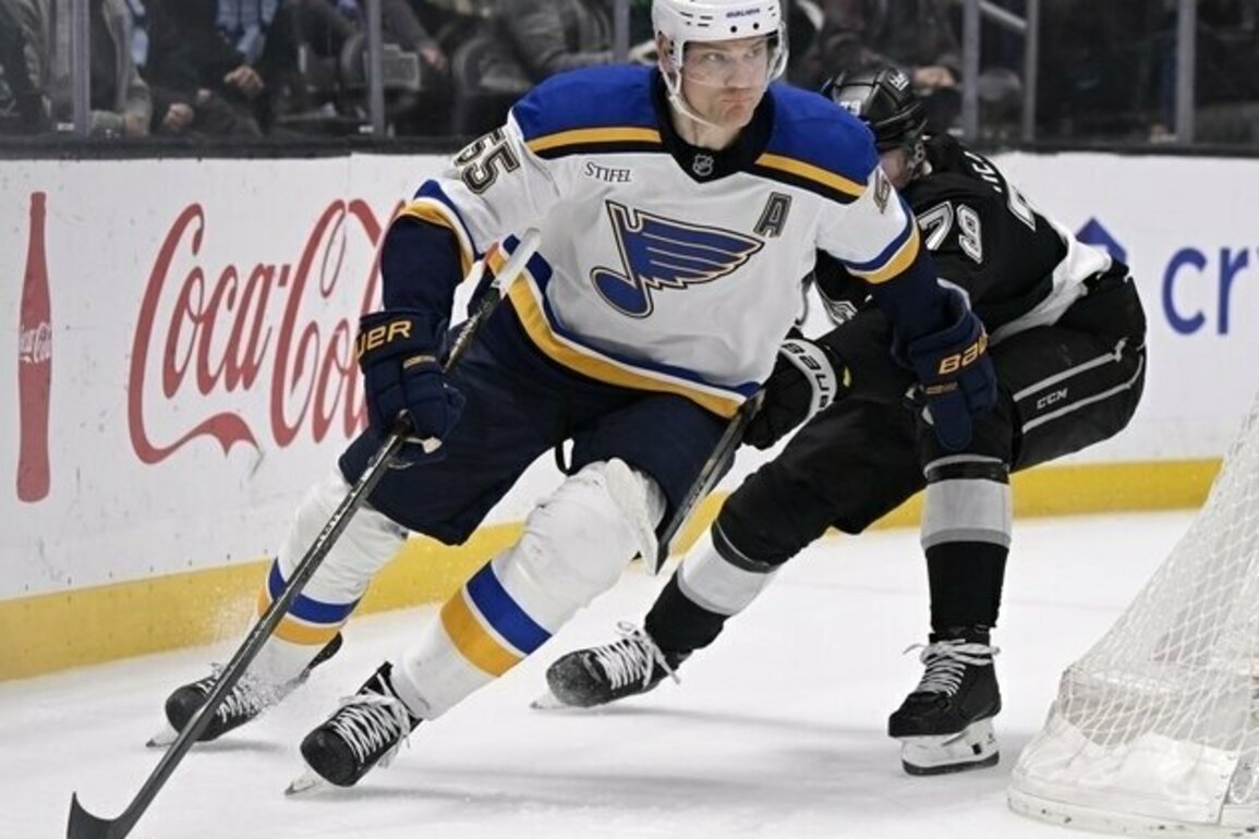 Blues' Colton Parayko (knee) expected to miss 6 weeks