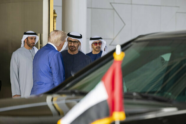UAE President receives US President Trump in official ceremony at Qasr Al Watan