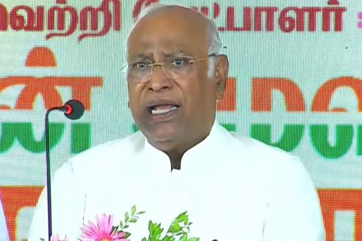 "BJP played dangerous game by linking women's reservation with delimitation": Kharge in Tamil Nadu