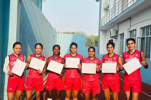 Indian hockey stars show solidarity with children in conflict zones on International Day of Sport for Development and Peace