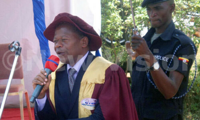 Minister urges graduates to engage in politics Minister urges graduates to engage in politics