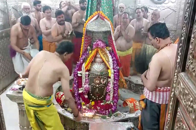 Bhasma Aarti performed at Mahakaleshwar Jyotirlinga Temple in Ujjain
