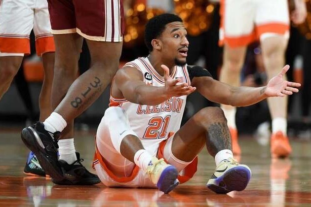 No. 22 Clemson braces for tough task vs. streaking Miami