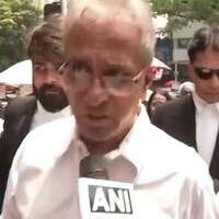 Satish Salian arrives at Bombay High Court for first hearing of daughter Disha's death case