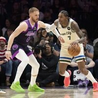 Teams on losing streaks collide as Bucks face Pacers