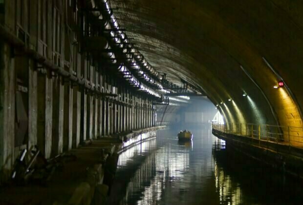 Crimea's Secret Soviet-Era Submarine Base Reactivated, Activists Say