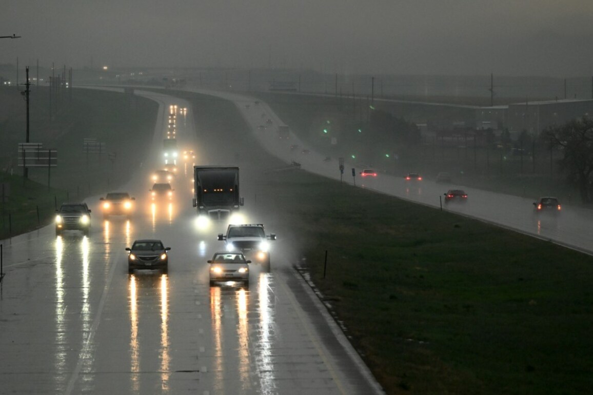Storms to bring severe hail, winds to southeastern Colorado