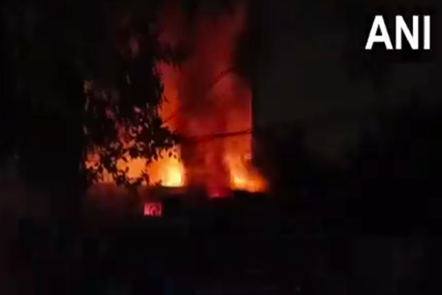 Massive fire breaks out at Delhi's Inderlok shoe market, no casualties reported