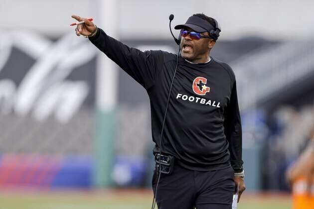 Kevin Sumlin back in Houston as coach of UFL's Gamblers