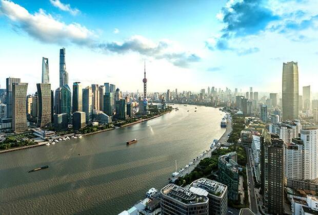 To stimulate economy, Shanghai to begin $257 billion in construction