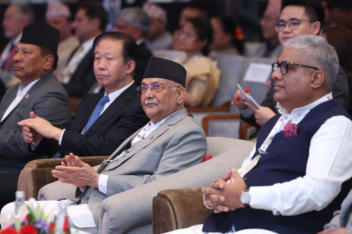 Chinese delegation refers to Everest as "Chomolungma" during Sagarmatha Sambaad