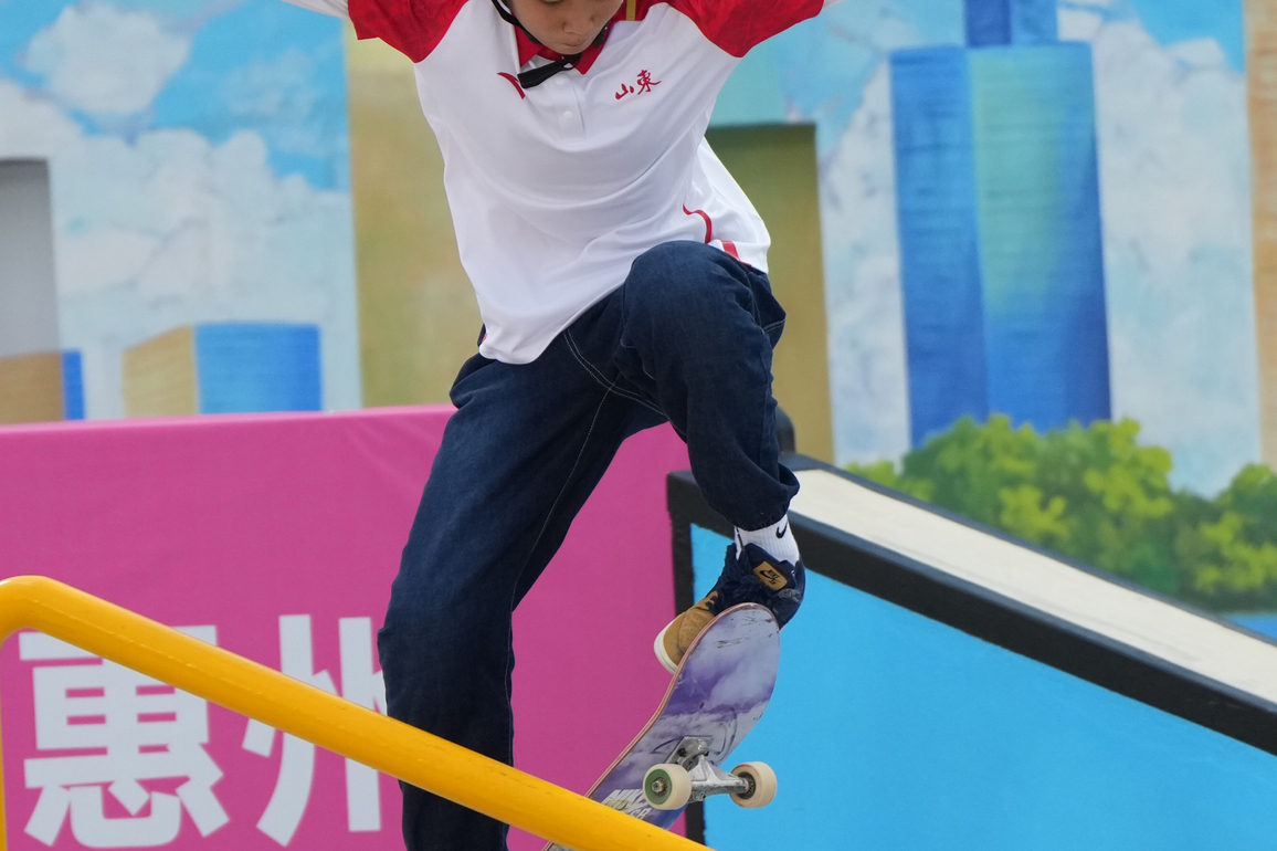 (SP)CHINA-15TH NATIONAL GAMES-SKATEBOARDING-WOMEN'S STREET (CN)