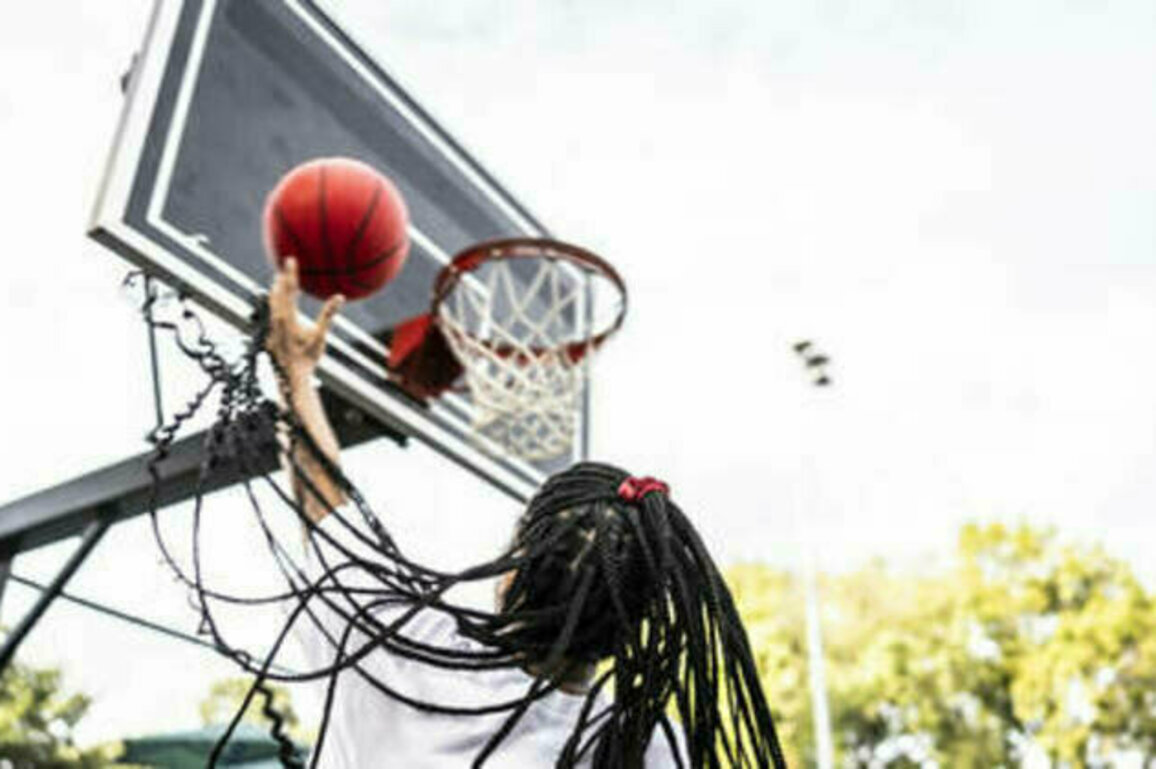 EU state 'denies entry' to African basketball champions