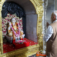 Balagangadharanatha Mahaswamiji beacon of spirituality and service: PM Modi