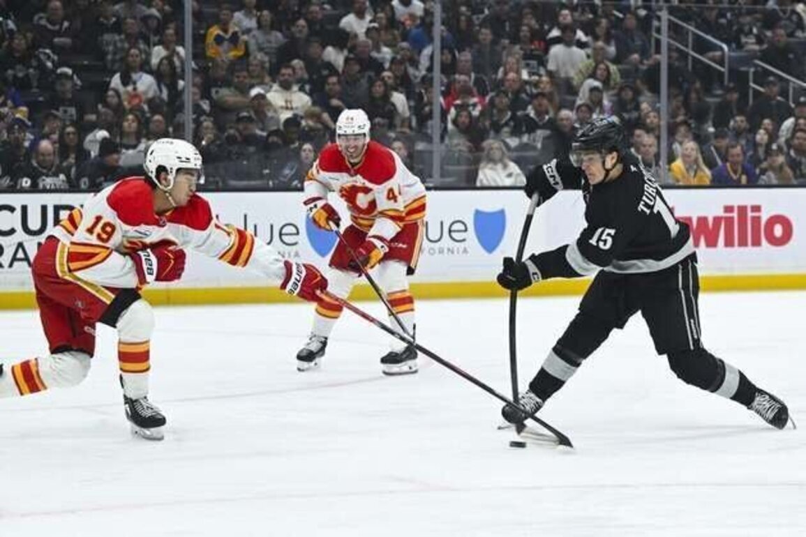 Anton Forsberg records shutout as Kings defeat Flames