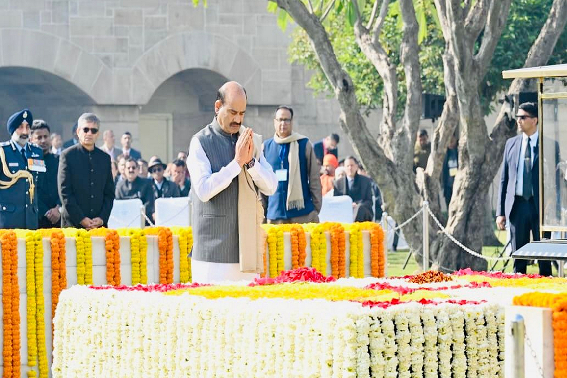 Lok Sabha Speaker Om Birla pays tribute to Mahatma Gandhi on 78th death anniversary at Raj Ghat