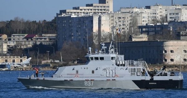 Massive drone raid on Russian naval base repelled governor