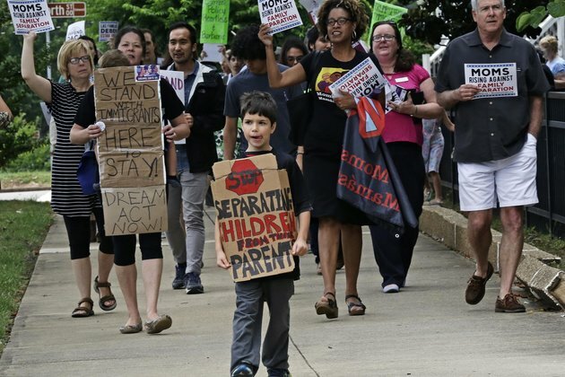 DHS Lacked Technology to Track Separated Migrant Families