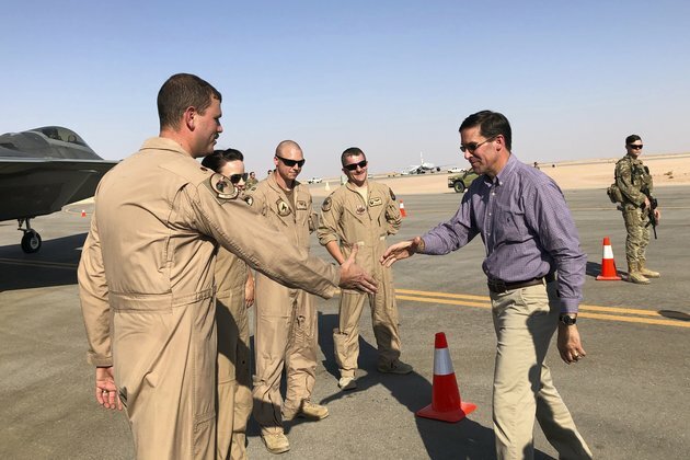 US Defense Secretary Arrives in Iraq